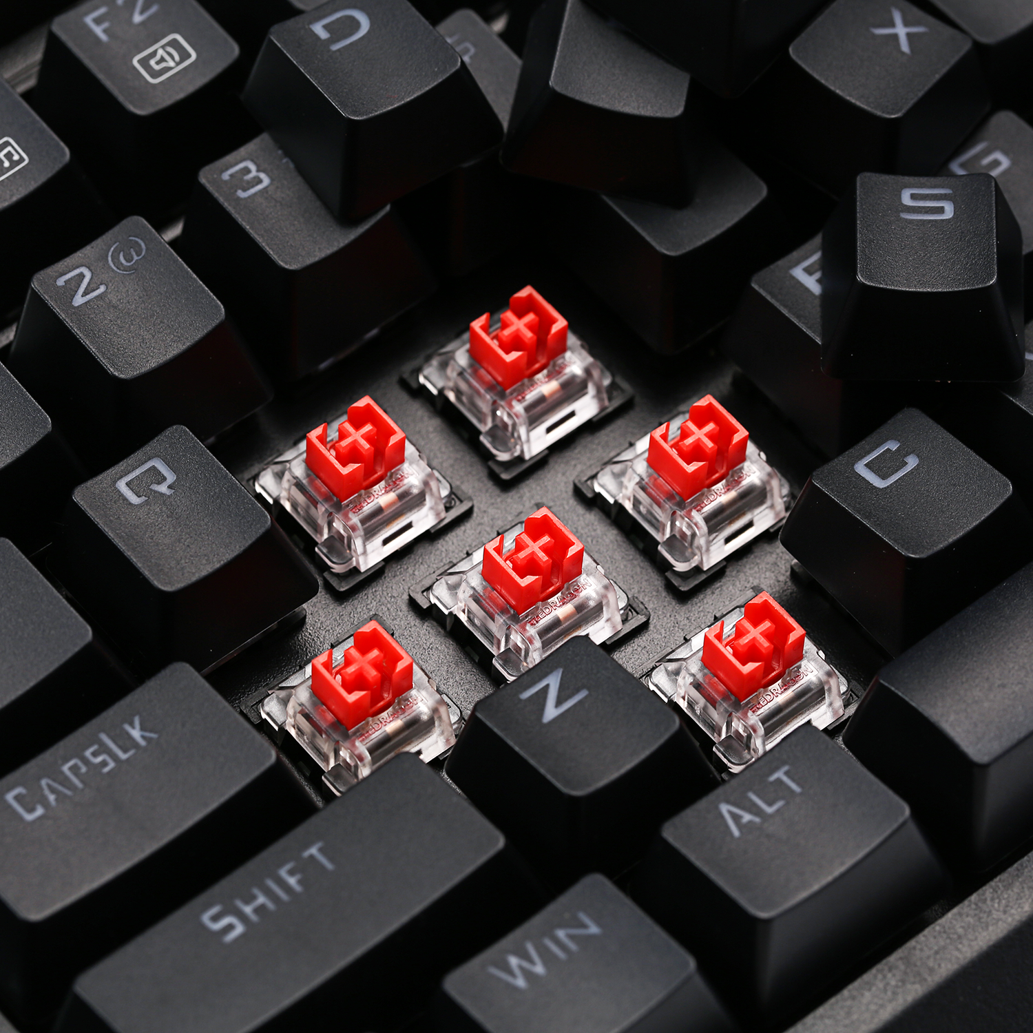 Redragon K596 tkl gaming keyboard with red switches